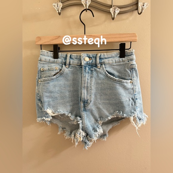 Zara Jean shorts - Picture 1 of 3